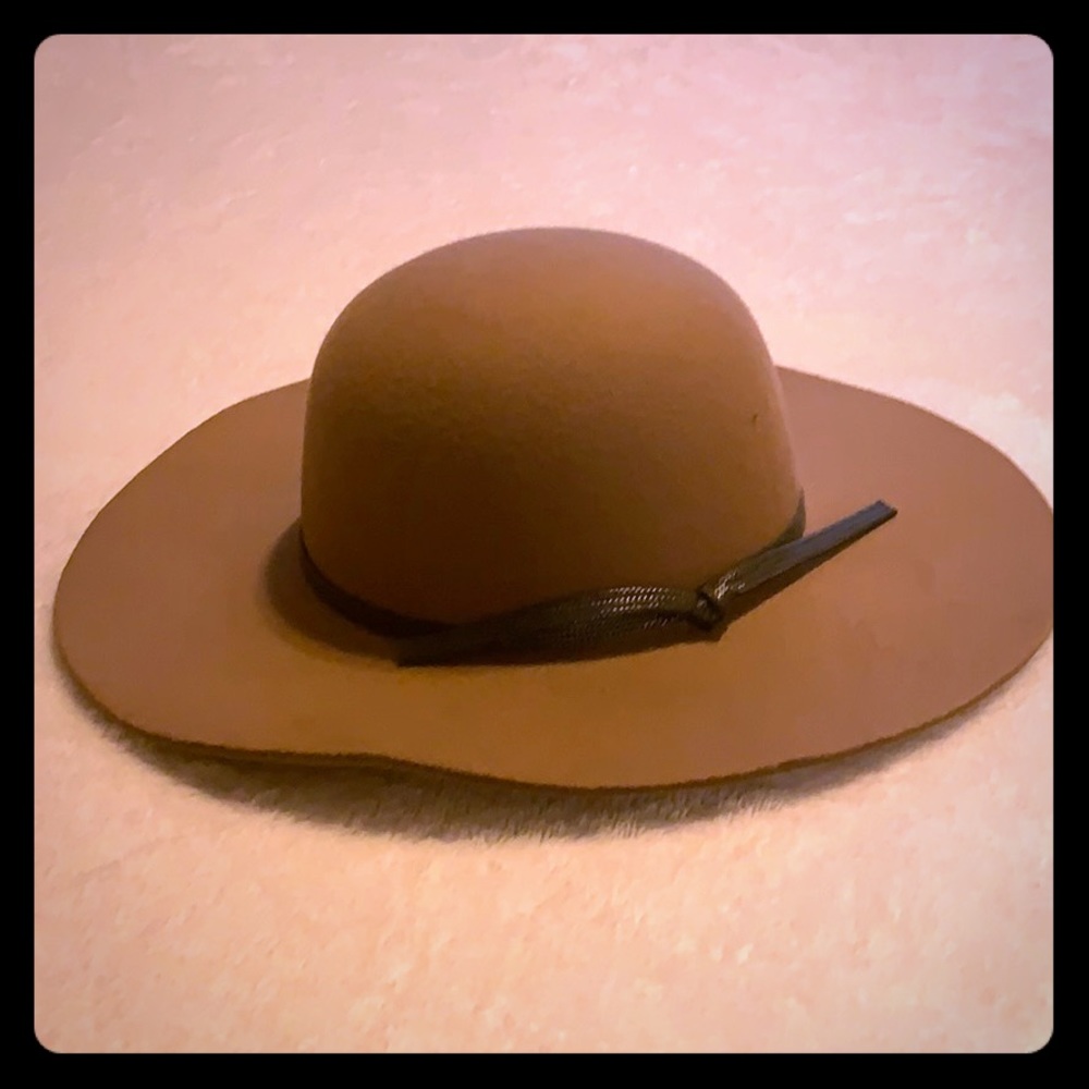 Women’s hat